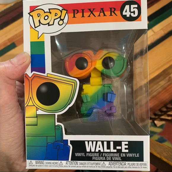 Wall-E Rainbow Pixar Funko Pop 45 Pride